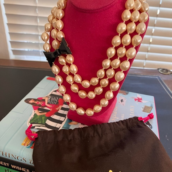 Kate spade statement necklace with bow and original duster bag - Picture 3 of 5